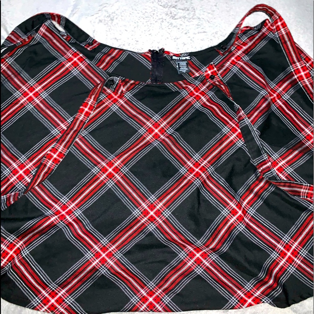 RED PLAID SHIRT HOT TOPIC 4XL
